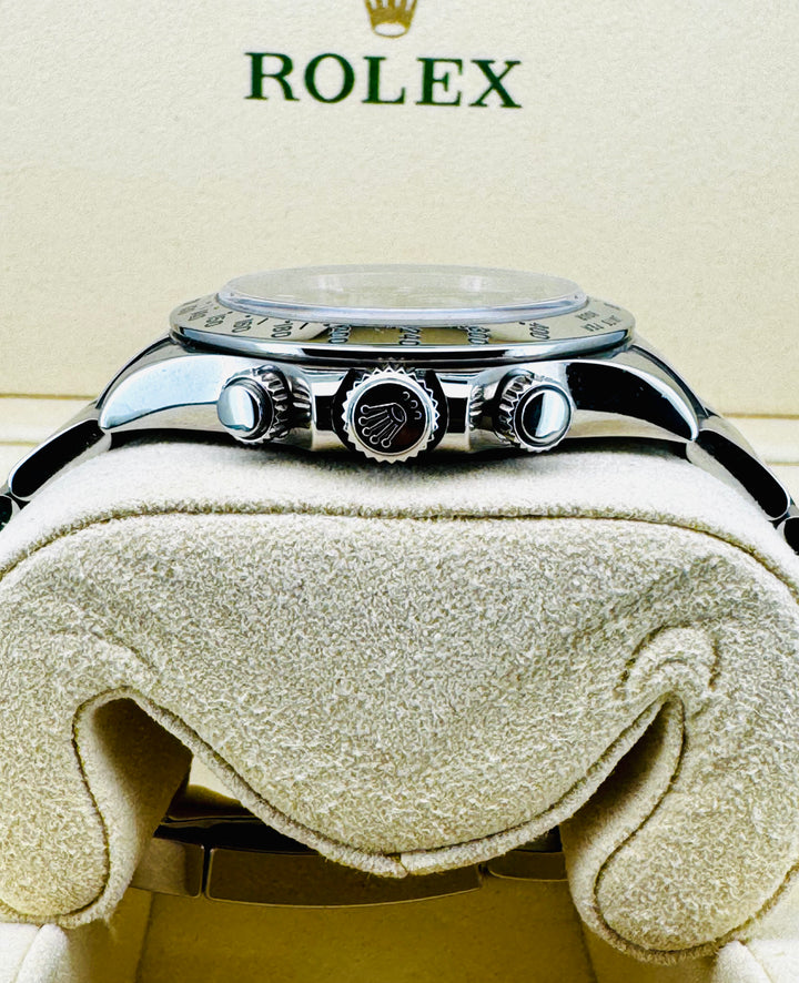 Rolex Daytona 116520 Black Dial - 2012 - Full Set
