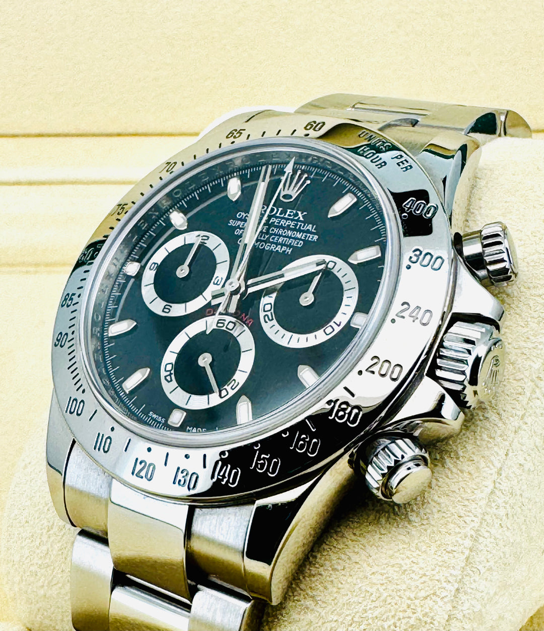 Rolex Daytona 116520 Black Dial - 2012 - Full Set